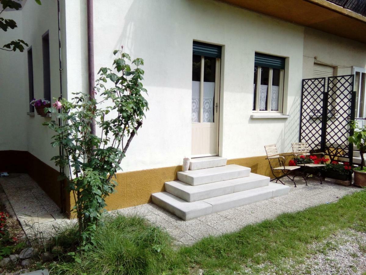 Apartament Da Nerina Cormòns Zewnętrze zdjęcie